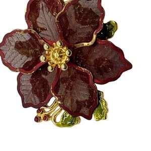KC Kenneth Cole Metal Mesh Burgundy Poinsettia Gold Brooch Pin Christmas Vintage